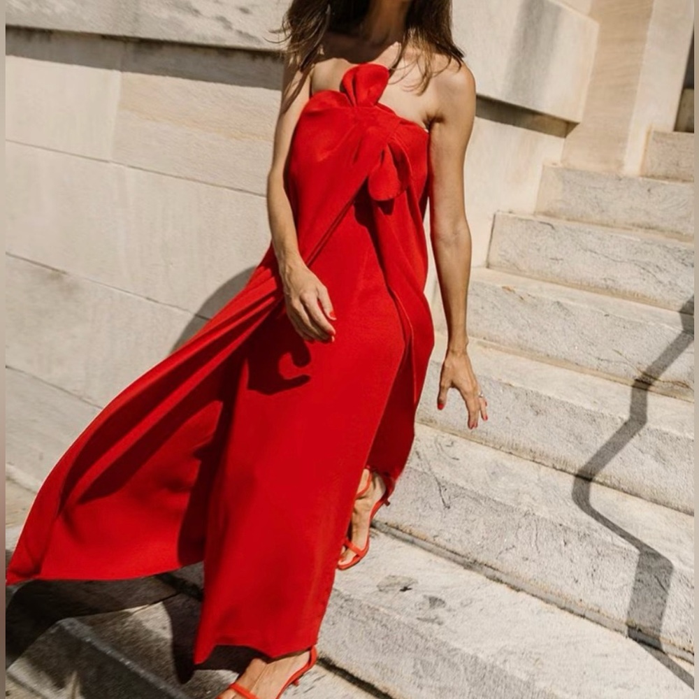 Elizabeth and James Red Dress ANTONIO MELINI